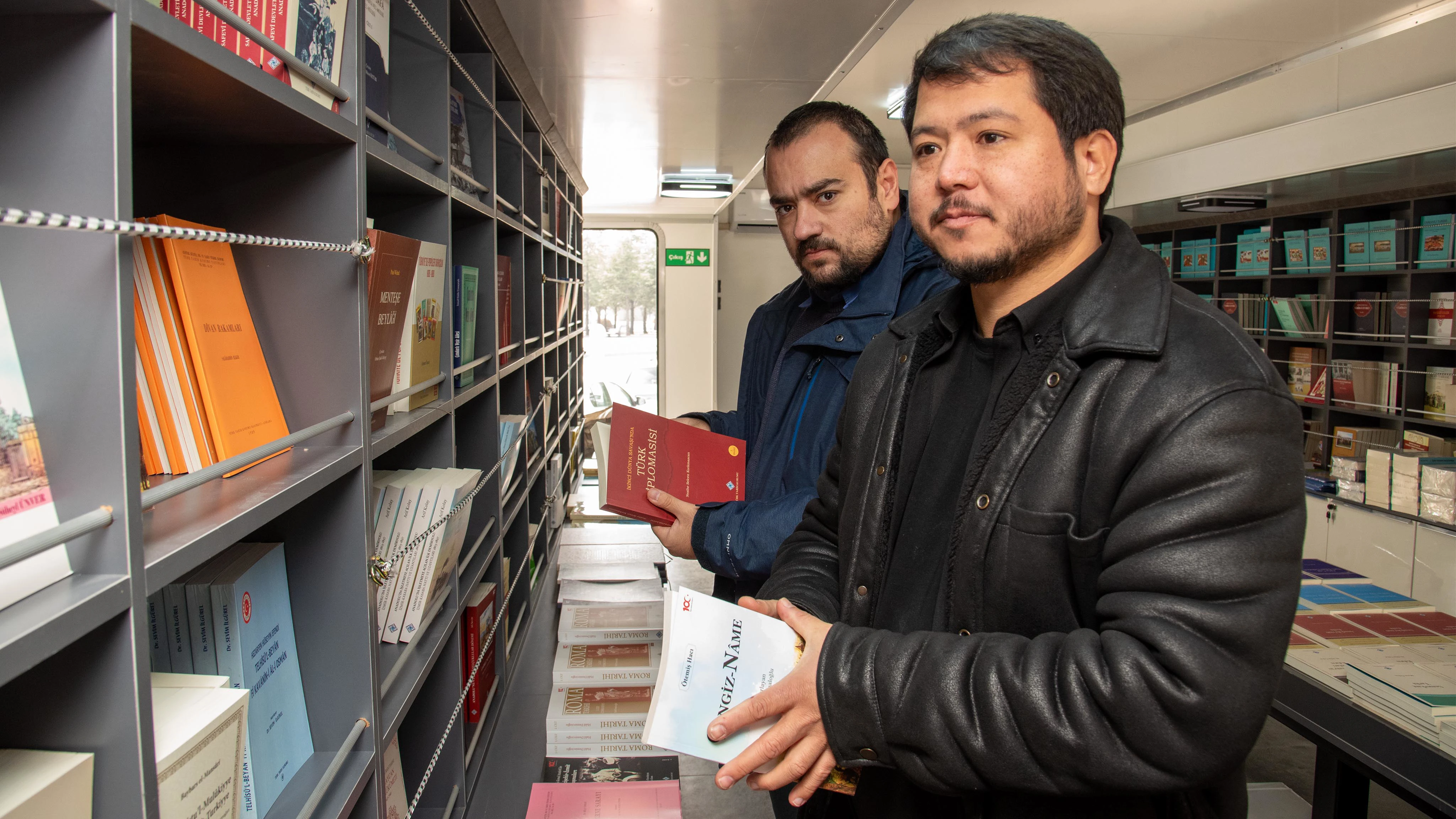 Türk Tarih Kurumu Mobil Kitap Mağazası, Selçuk Üniversitesinde